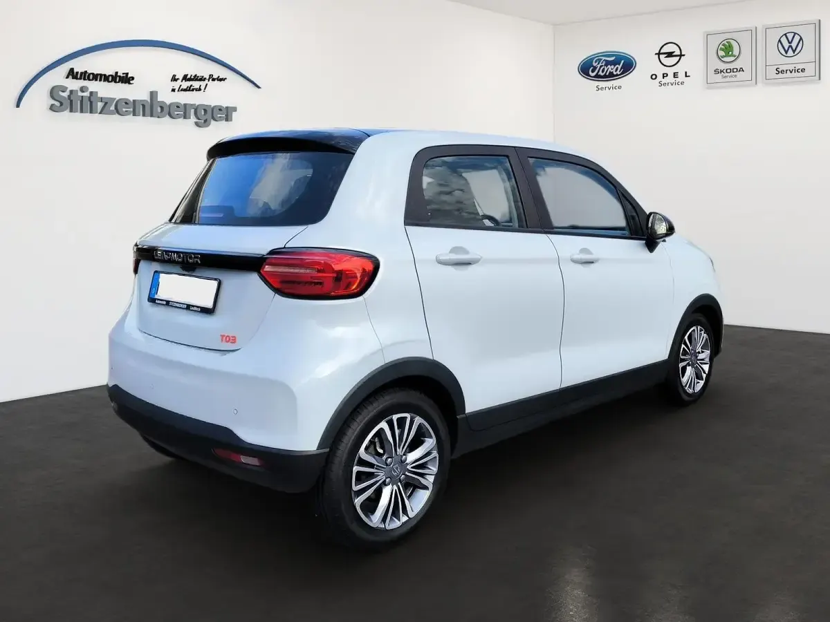 Gebraucht Leapmotor T03 69 kW (95 PS) 2025 Glavier blue Kleinwagen