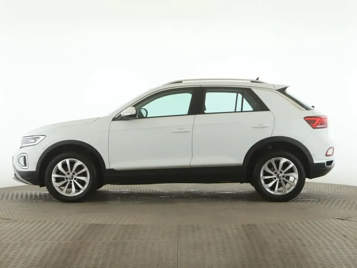 Usado VW T-Roc Style 150 HP (110 kW) 2023 Branco SUV