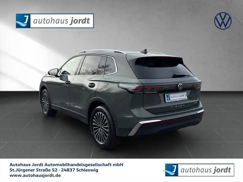 Neu VW Tiguan Elegance 150 PS (110 kW) 2026 Schwarz SUV