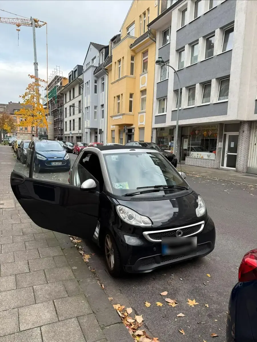Gebraucht Smart ForTwo Cabrio 71 PS (52 kW) 2014 Schwarz Cabrio