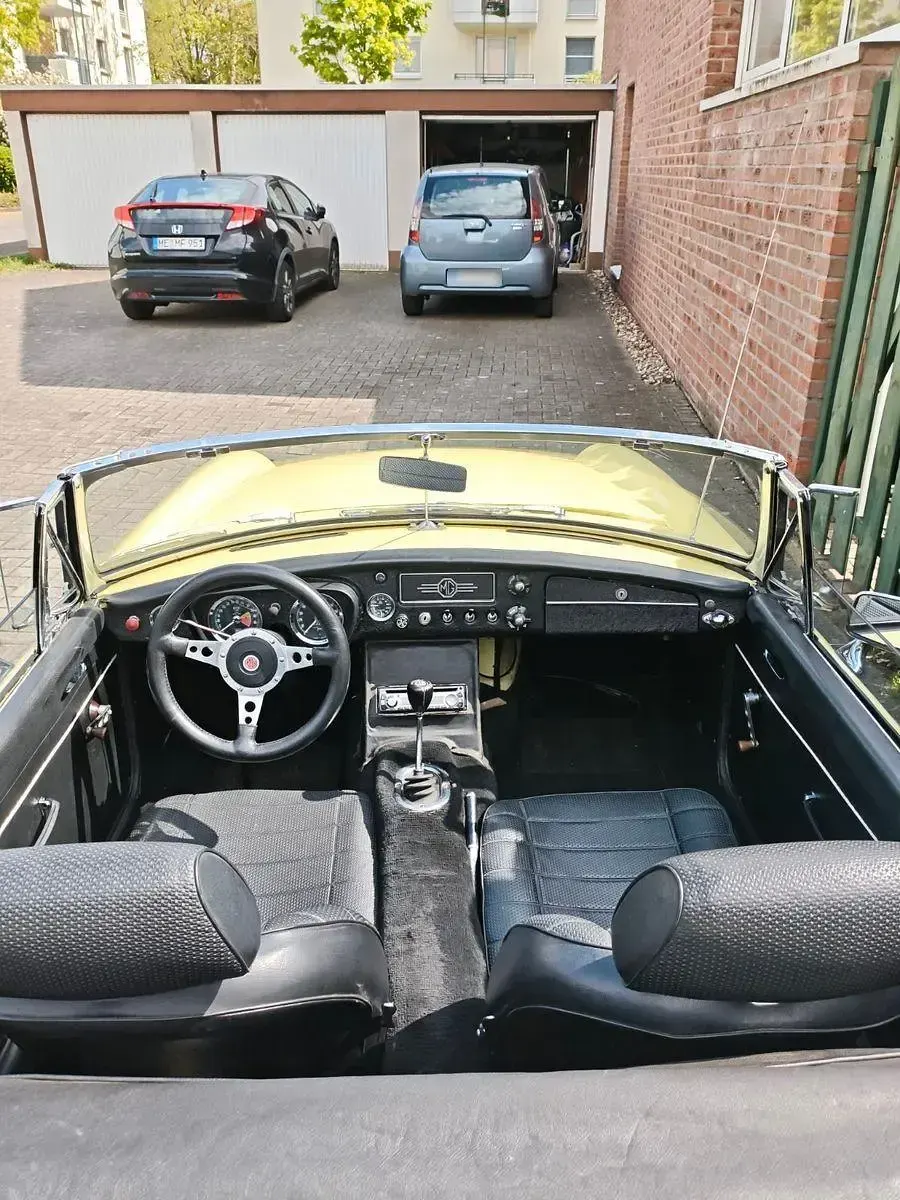 Gebraucht MG B 95 PS (69 kW) 1964 Gelb Cabrio