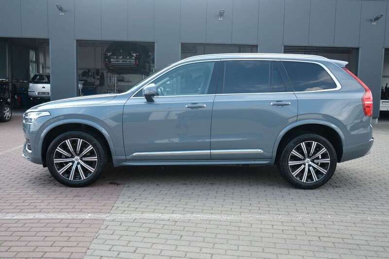 Gebraucht Volvo XC90 235 PS (172 kW) 2021 Thunder grey / metallic SUV