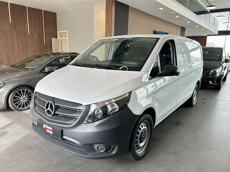 Gebraucht Mercedes e-Vito 85 kW (116 PS) 2021 Weiß Van / Kleinbus