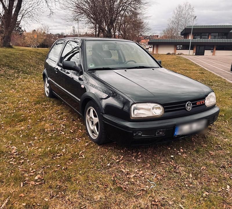 Schwarz Gebraucht 1994 VW Golf III Edition Limousine | 4.100 € - Bild 1/4