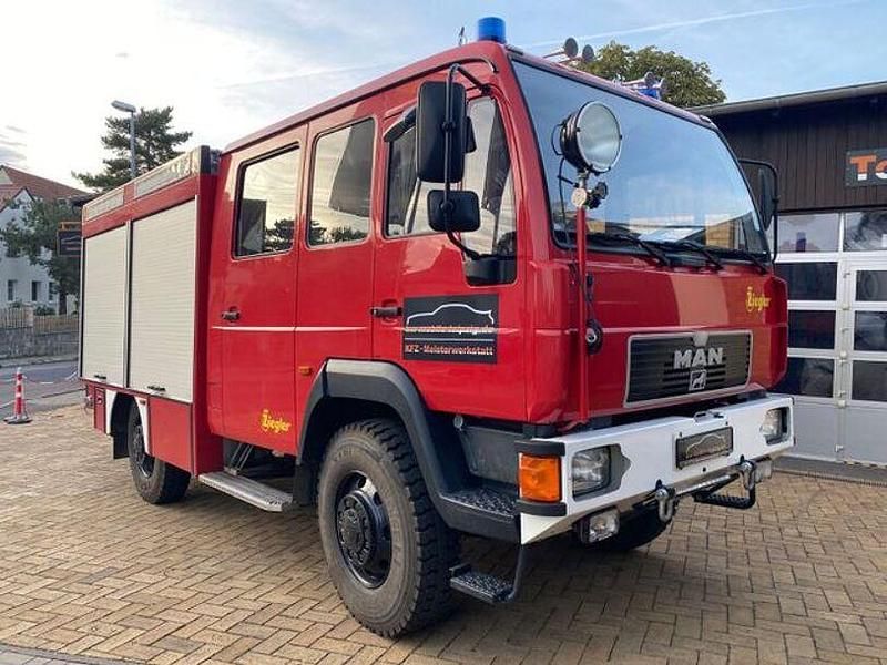Gebraucht MAN TGE 114 PS (83 kW) 1998 Rot Van