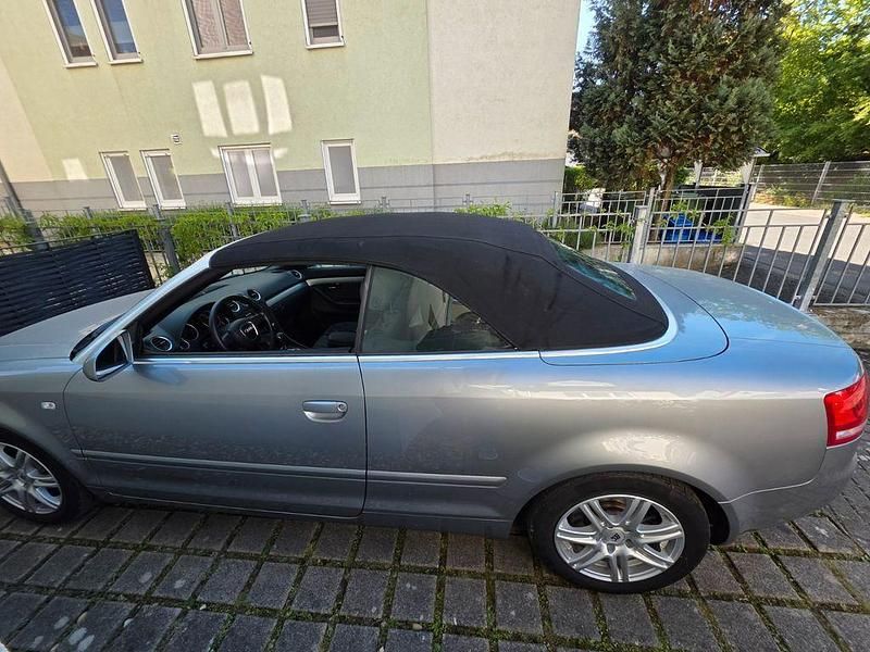 Gebraucht Audi A4 Cabriolet 200 PS (147 kW) 2007 Grau Cabrio