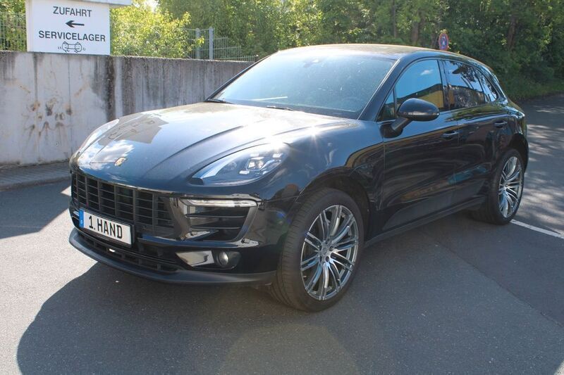 Tiefschwarzmetallic Gebraucht 2017 Porsche Macan S SUV | 39.900 € (Fairer Preis) - Bild 1/4