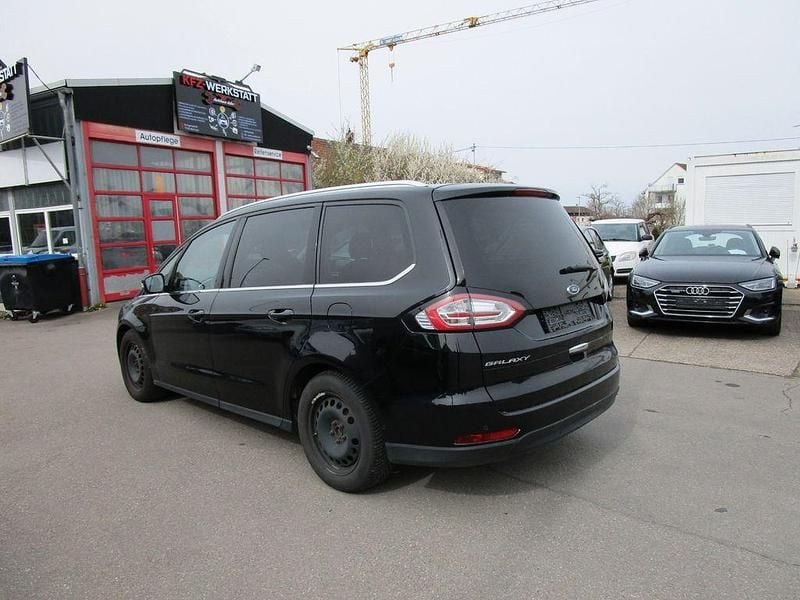 Gebraucht Ford Galaxy Titanium 150 PS (110 kW) 2016 Schwarz Van / Kleinbus