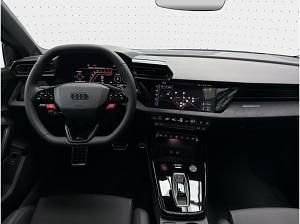 Gebraucht Audi RS3 Comfort 400 PS (294 kW) 2025 Blau (azzurro california (audi exclusive)) Limousine