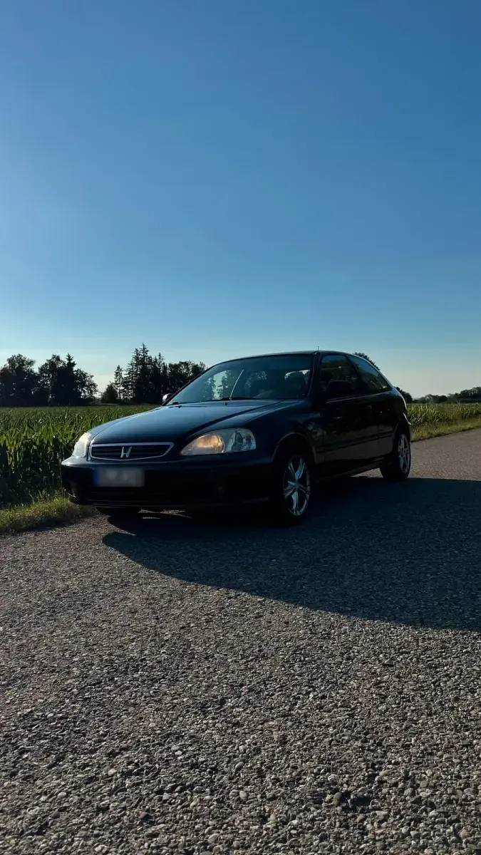 Gebraucht Honda Civic 75 PS (55 kW) 2000 Schwarz Kleinwagen