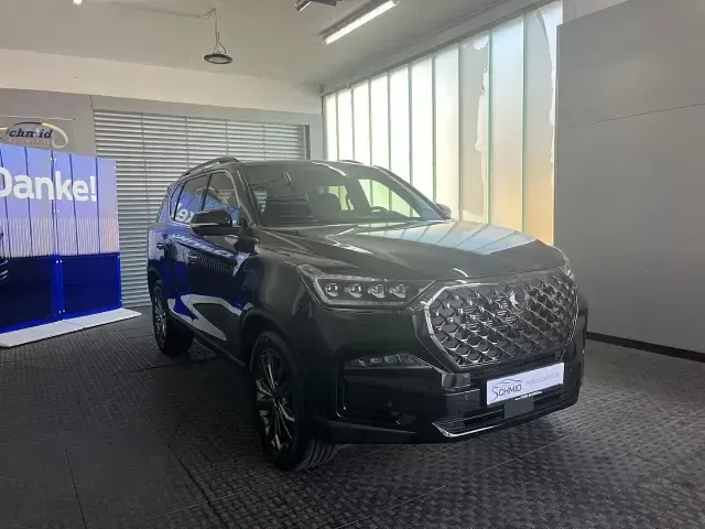 Neu KGM Rexton 201 PS (147 kW) 2026 Schwarz SUV