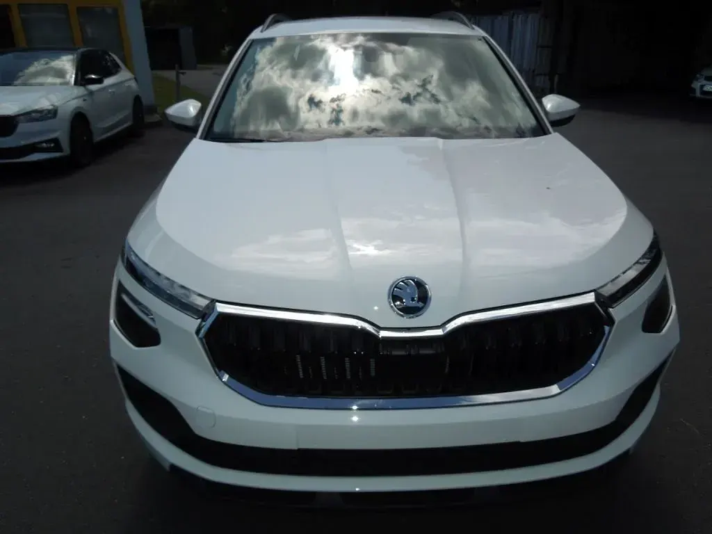 Neu Skoda Kamiq Essence 95 PS (69 kW) 2026 Weiß SUV