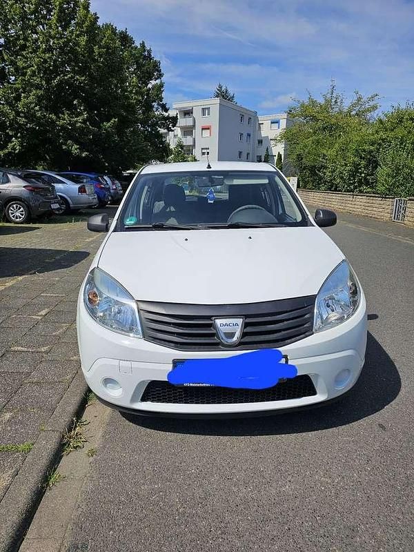 Gebraucht Dacia Sandero 75 PS (55 kW) 2010 Limousine