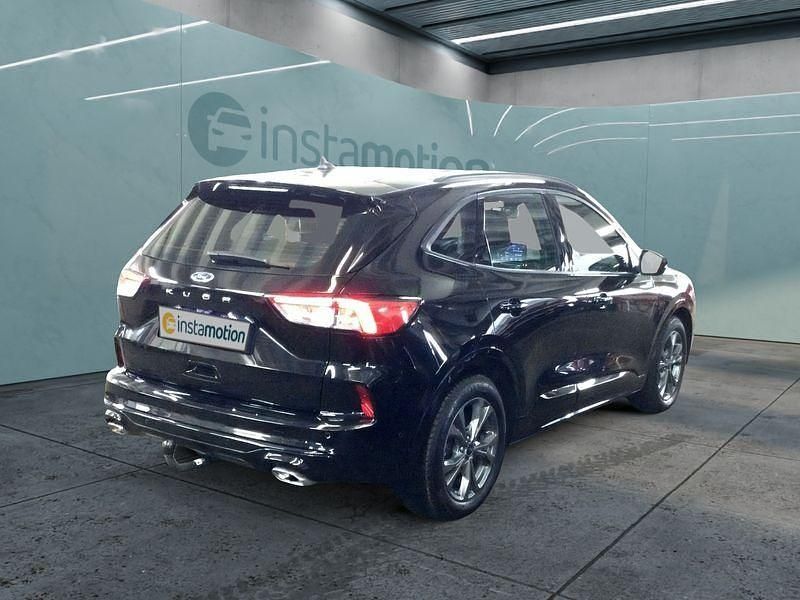 Gebraucht Ford Kuga 120 PS (88 kW) 2024 Schwarz SUV