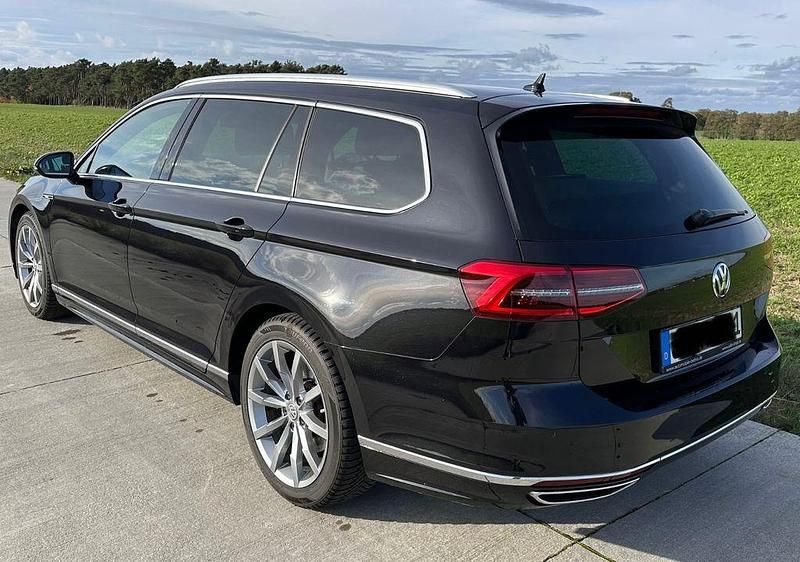 Gebraucht VW Passat R-line 239 PS (175 kW) 2015 Schwarz Kombi