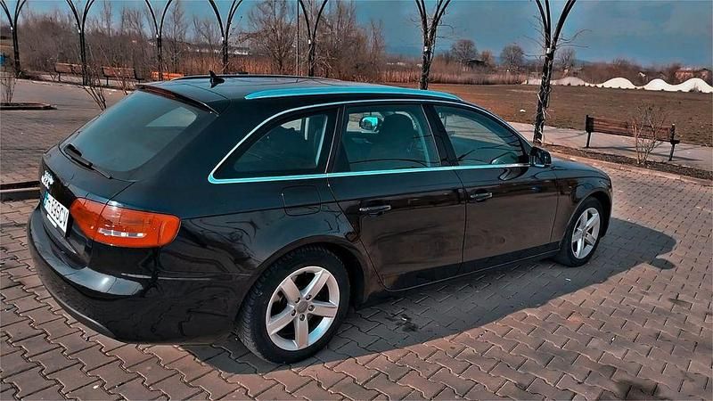 Gebraucht Audi A4 Ambiente 143 PS (105 kW) 2012 Schwarz Limousine