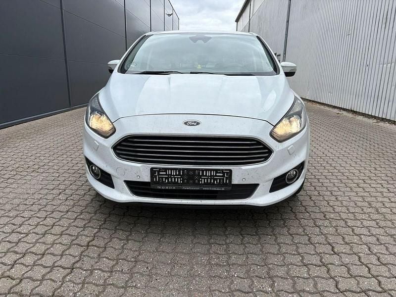 Gebraucht Ford S-MAX S 179 PS (131 kW) 2017 Weiß Van / Kleinbus