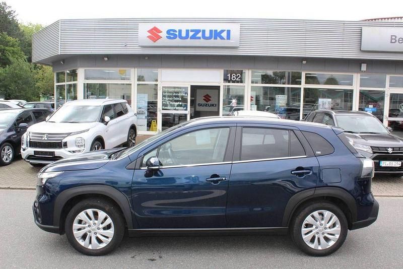 Blau Gebraucht 2023 Suzuki SX4 S-Cross Comfort SUV | 20.880 € (Guter Preis) - Bild 1/4