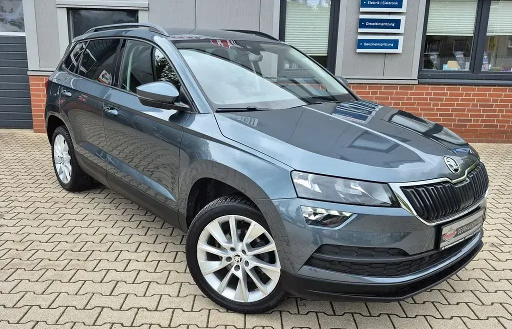 Gebraucht Skoda Karoq Style 116 PS (85 kW) 2019 Grau SUV