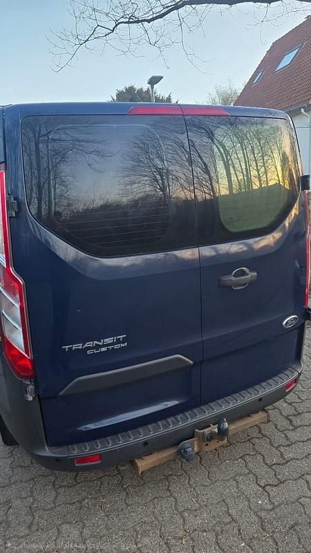 Usado Ford Transit Custom 101 HP (74 kW) 2015 Azul Sedan
