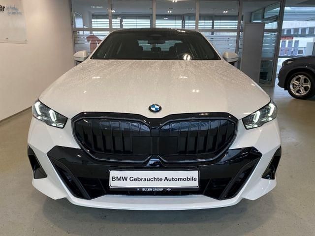 Gebraucht BMW 520 Performance 190 PS (139 kW) 2025 Weiss Limousine