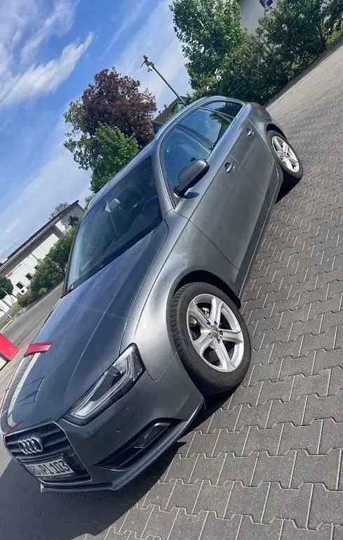 Gebraucht Audi A4 Sport 150 PS (110 kW) 2014 Grau Kombi