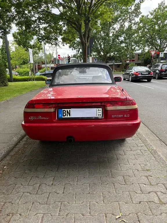 Gebraucht Alfa Romeo Spider 120 PS (88 kW) 1990 Rot Cabrio