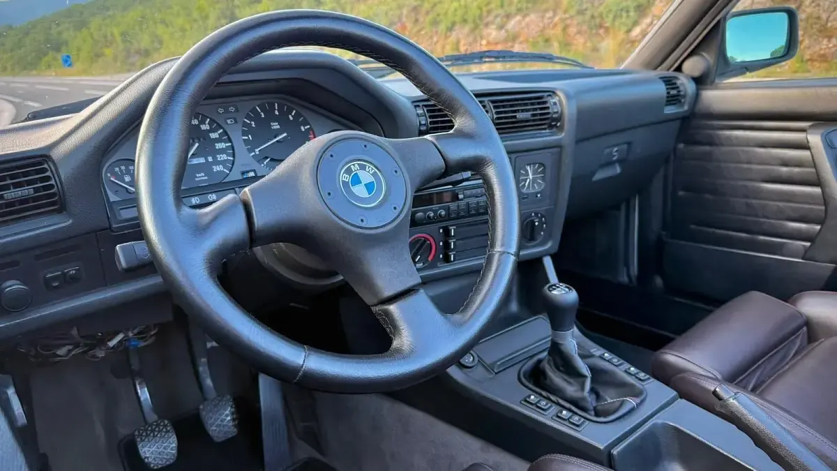 Gebraucht BMW 320 129 PS (94 kW) 1982 Weiß Cabrio