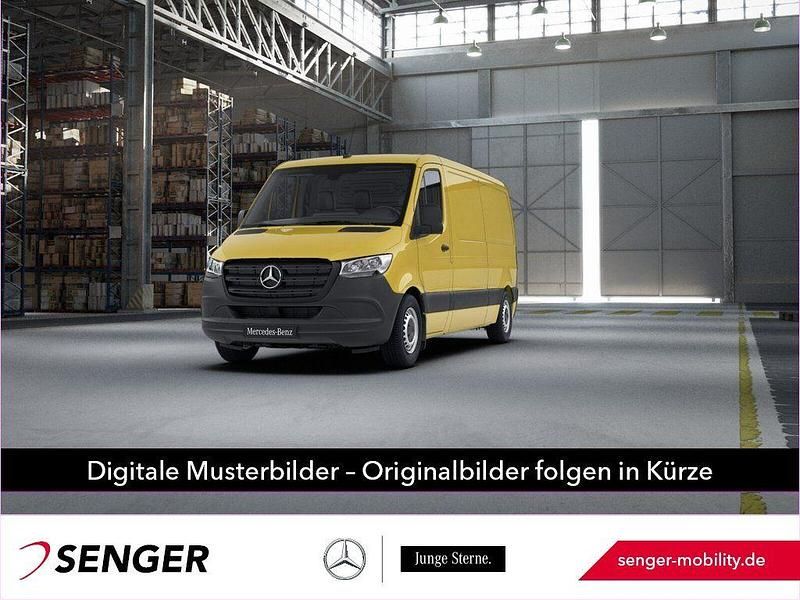 Gelb Gebraucht 2022 Mercedes Sprinter Van | 26.121 € (Guter Preis) - Bild 1/3
