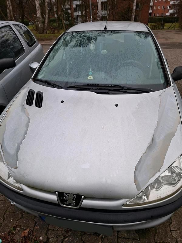 Silber Gebraucht 2004 Peugeot 206 Kleinwagen | 300 € (Superpreis) - Bild 1/4