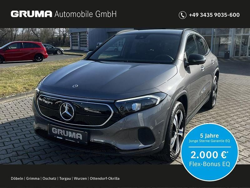 lack mountaingrau Gebraucht 2023 Mercedes EQA250 Progressive SUV | 33.390 € (Fairer Preis) - Bild 1/4