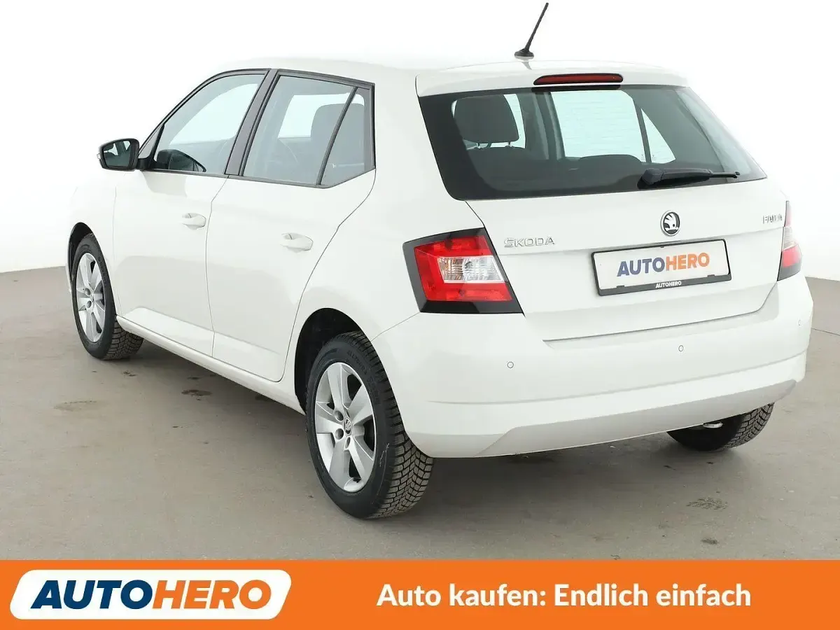 Gebraucht Skoda Fabia Ambition 95 PS (69 kW) 2017 Weiß Kleinwagen