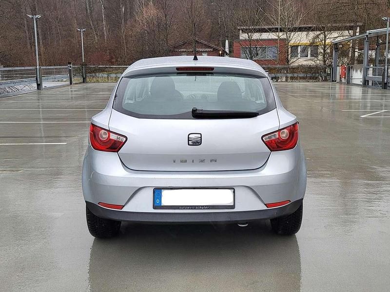 Gebraucht Seat Ibiza SC Style 90 PS (66 kW) 2010 Silber Kleinwagen