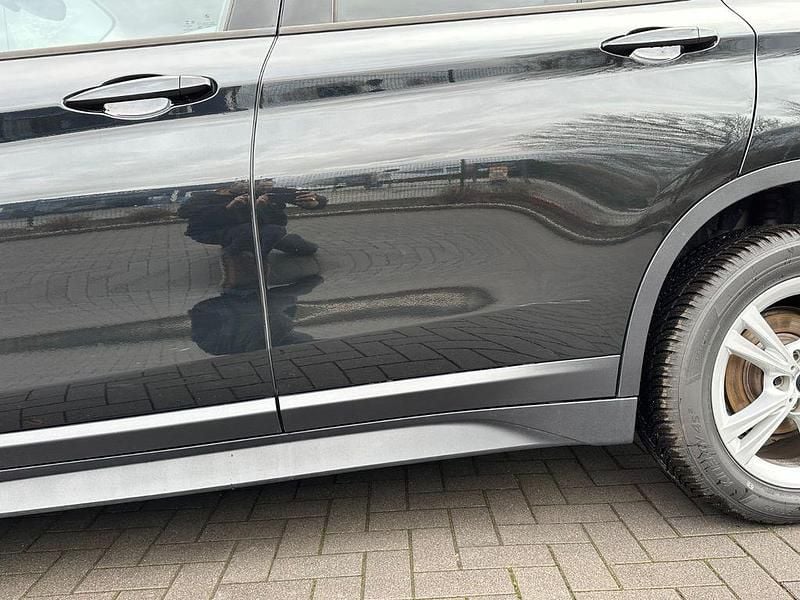Gebraucht BMW X1 Advantage 140 PS (102 kW) 2019 Schwarz SUV