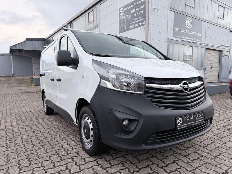 Weiß Gebraucht 2019 Opel Vivaro Van | 14.900 € (Superpreis) - Bild 1/4