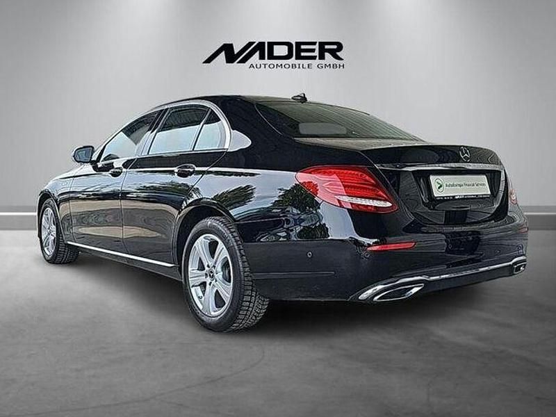 Gebraucht Mercedes E200 150 PS (110 kW) 2017 Schwarz Limousine