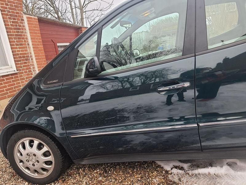 Gebraucht Mercedes A140 Elegance 82 PS (60 kW) 2002 Grün Van / Kleinbus