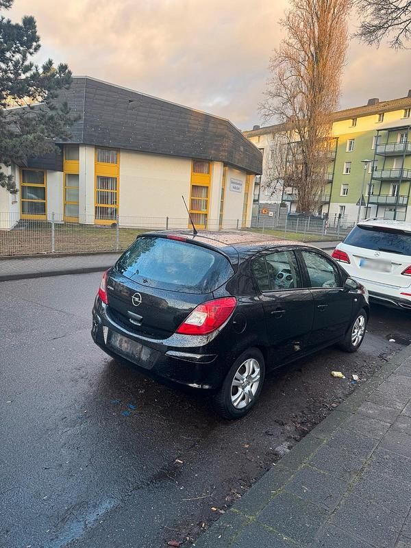 Gebraucht Opel Corsa 80 PS (58 kW) 2010 Schwarz Kleinwagen