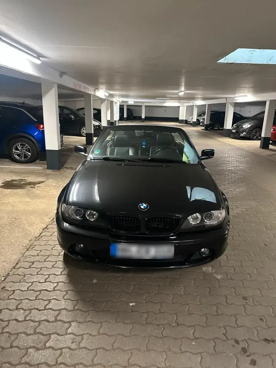 Gebraucht BMW 318 Cabriolet 143 PS (105 kW) 2004 Schwarz Cabrio