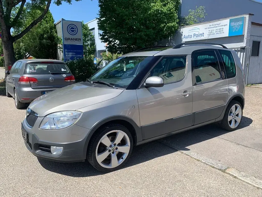 Gebraucht Skoda Roomster Scout Plus Edition 105 PS (77 kW) 2009 Beige Kombi
