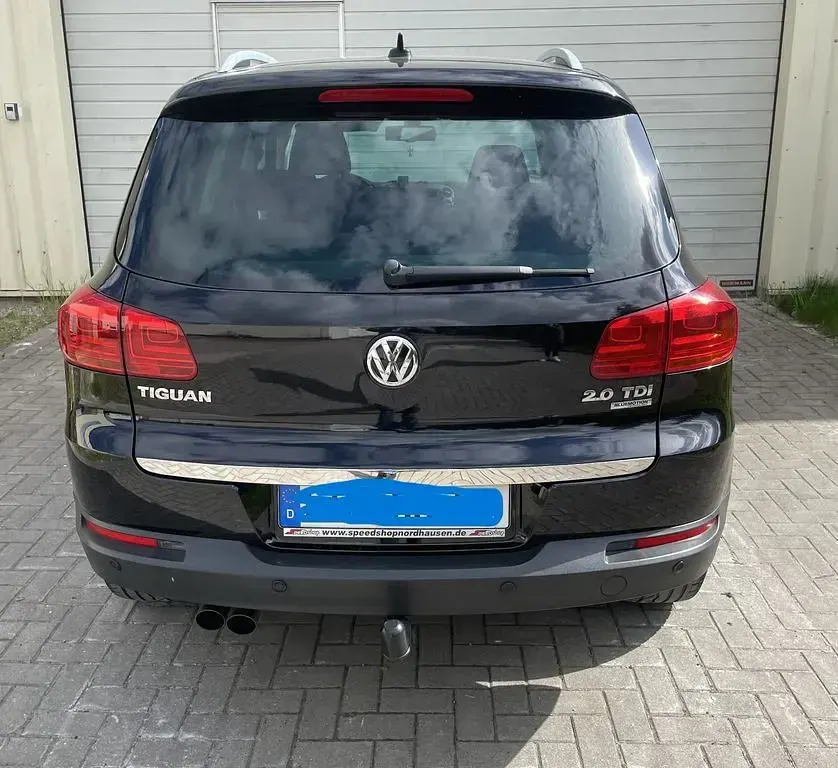 Gebraucht VW Tiguan Trendline 140 PS (102 kW) 2011 Schwarz SUV