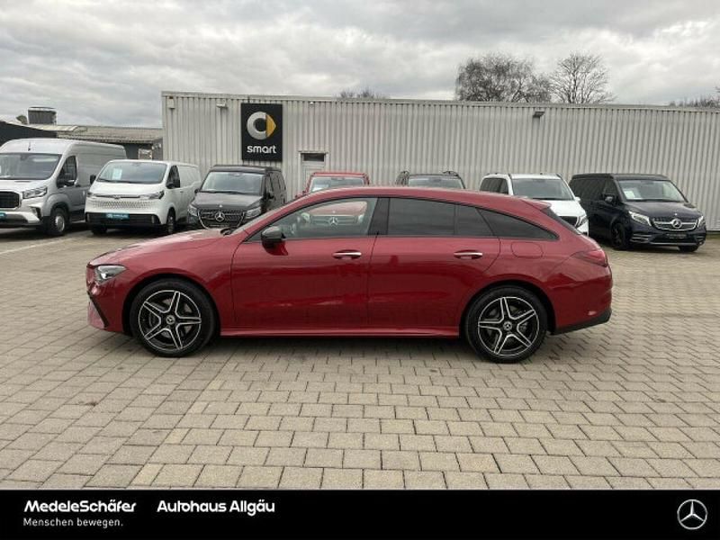 Gebraucht Mercedes CLA250e Shooting Brake AMG 163 PS (119 kW) 2024 Manufaktur lack manufaktur patagonienrot (metallic) Kombi
