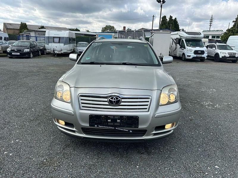 Gebraucht 2005 Toyota Avensis Sol Kombi | 990 € (Superpreis) - Bild 1/4