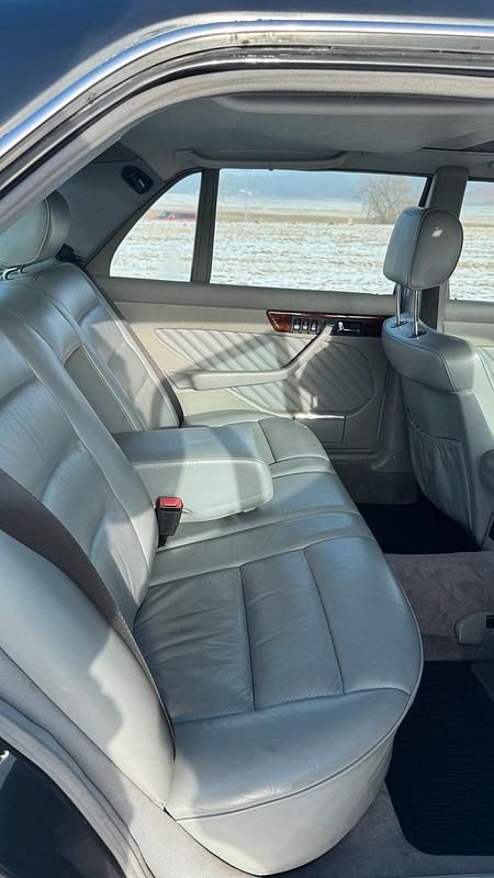 Gebraucht Mercedes S560 286 PS (210 kW) 1990 Grau Limousine