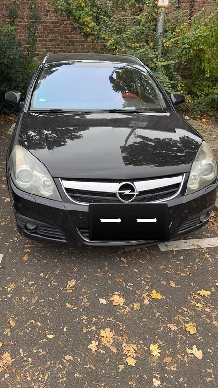 Schwarz Gebraucht 2006 Opel Signum Kombi | 2.200 € (Fairer Preis) - Bild 1/4