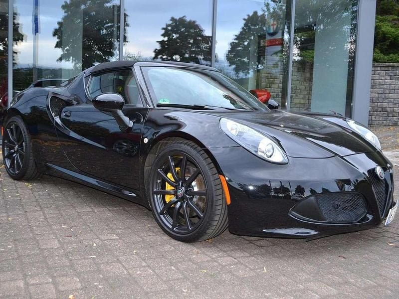 Nero alfa Gebraucht 2017 Alfa Romeo 4C Cabrio | 68.000 € - Bild 1/4