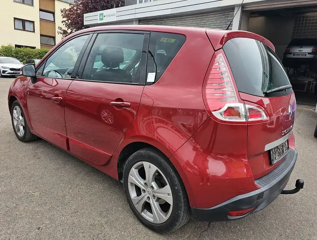 Occasion Renault Scénic III Dynamique 140 ch (102 kW) 2011 Rouge Monospace