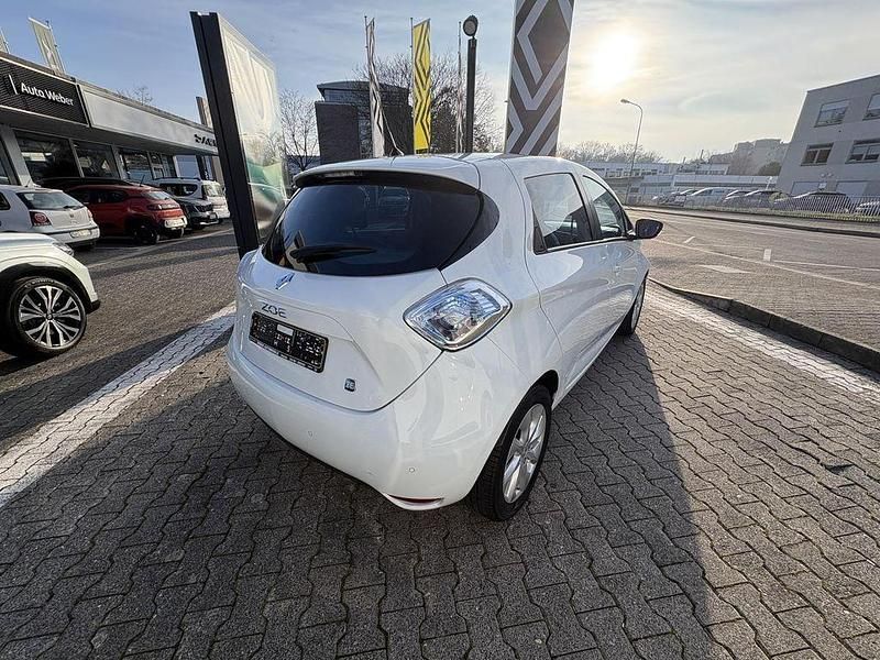 Gebraucht Renault Zoe Intens 42 kW (58 PS) 2016 Weiß Kleinwagen
