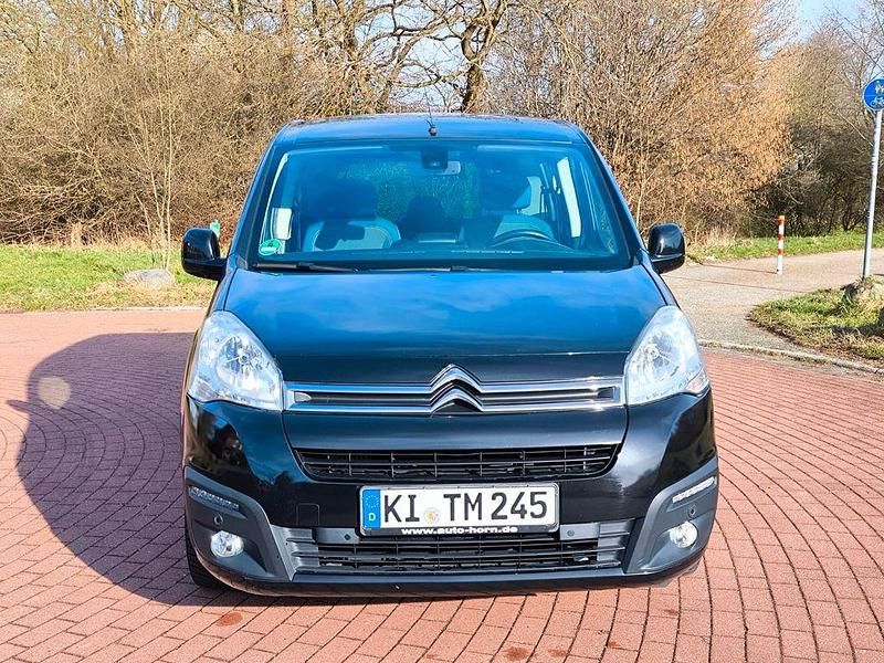 Gebraucht Citroën Berlingo PureTech 110 PS (80 kW) 2018 Schwarz Van / Kleinbus