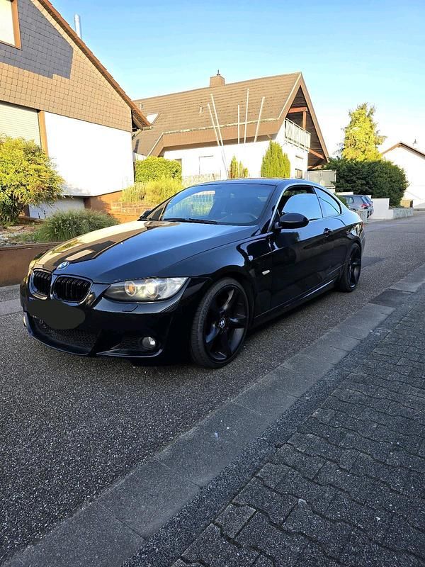 Schwarz Gebraucht 2007 BMW 335 M Sport Coupé | 13.800 € - Bild 1/4